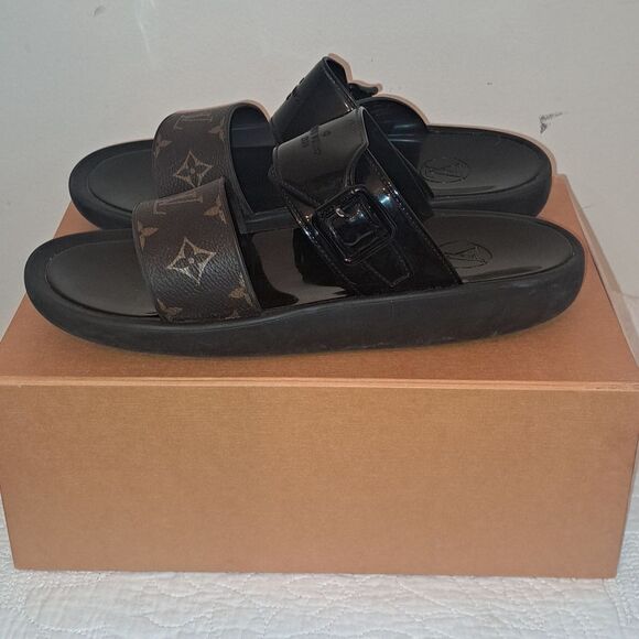 Louis Vuitton Sunbath Flat Mule Sandal Size 41 or US 9.5 - Picture 5 of 17